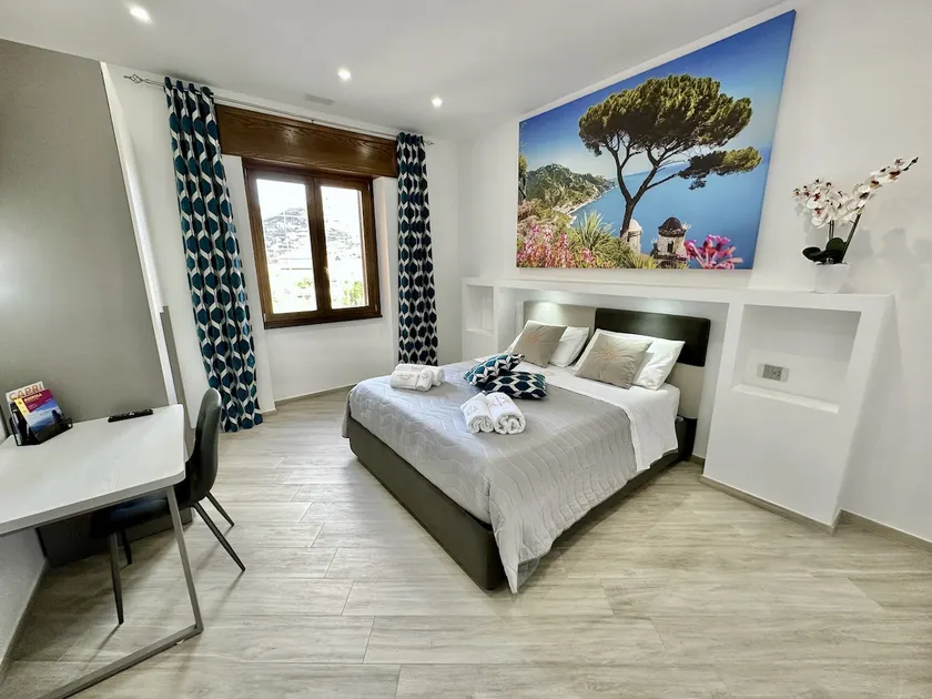 La Maison Du Soleil - Image 1
