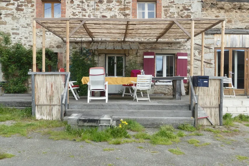 The old farm - Image 1