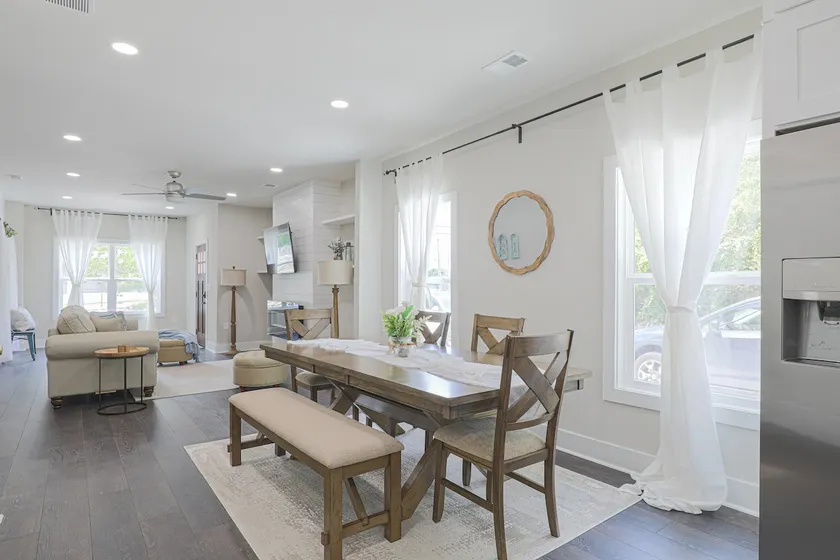 4BR Luxe Home | Free Parking | Yard | Midtown ATL - Image 1
