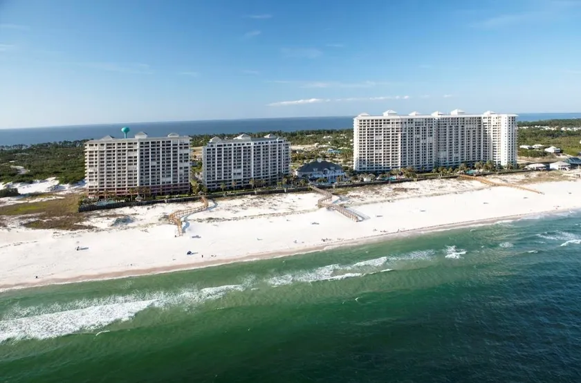 Elegant Beach-Front Penthouse, Beach Club Resort! - Image 1