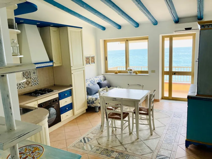 Your beach home with stand up paddle - Image 1