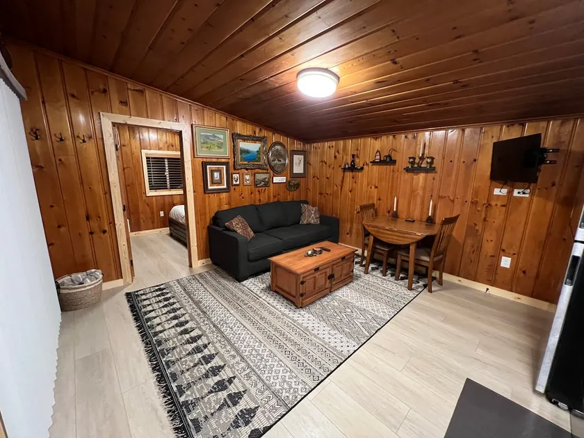 Rustic 1 bd 1 ba Cabin at Waitts Lake Resort - Image 1