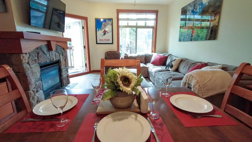 Deluxe Solitude Ski in/out 2bed/2bath Condo - Image 1