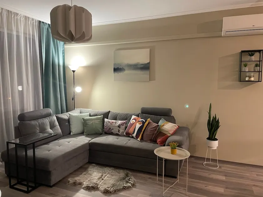 Macropolis City Apartment B3/2 - Image 1
