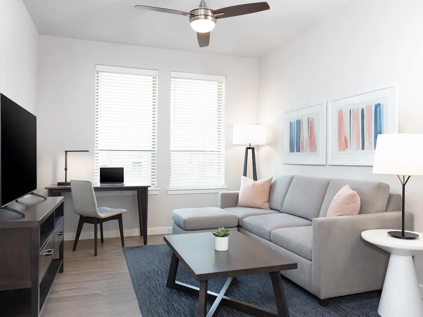 Luxurious 1 Bed | Rooftop Lounge - Image 1