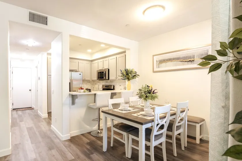 1350sqft Private Dream Townhouse in Ladera w EV ch - Image 1