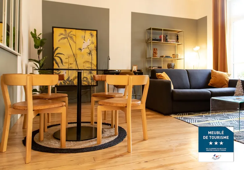 Magnolia-Pau: Superb 2-room Castle district - Image 1