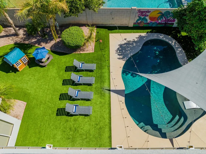 Central Scottsdale w/heated pool, BBQ, EV charging - Image 1