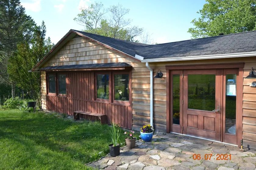THE CEDAR HOUSE - Image 1