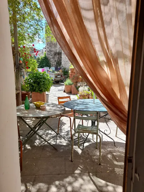 La Casita: charming one-story 2-room, terrace. - Image 1