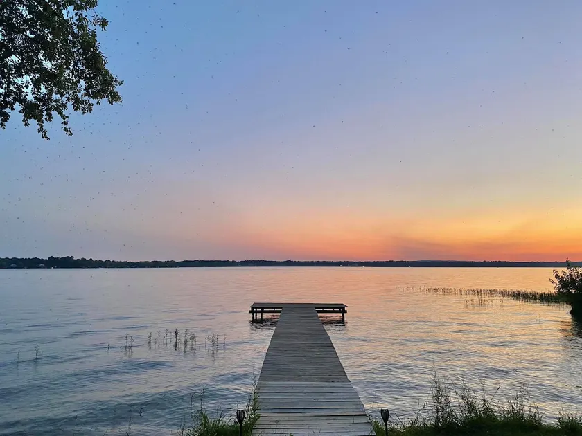 ”Lost Crab”, beautiful 3BR, big yard, private dock - Image 1