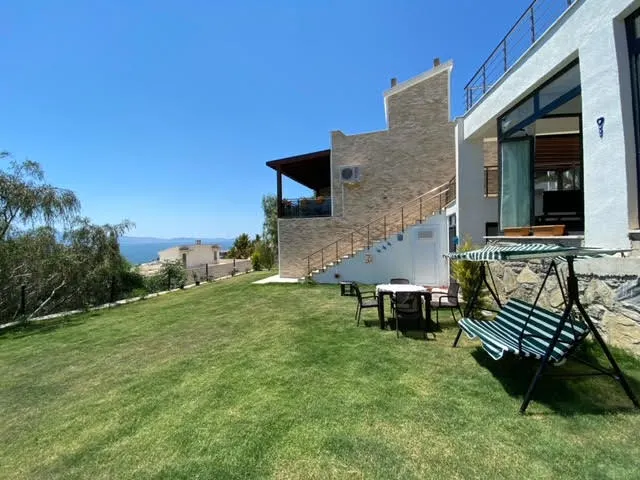 Tamta's Garden - Image 1