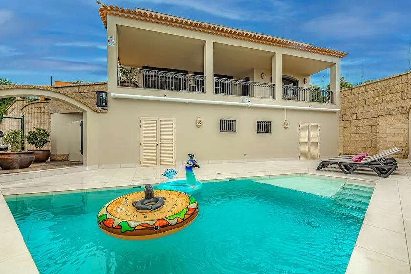 J12 Villa pool@30ºAmazing 360 views,fully-A.C.! - Image 1