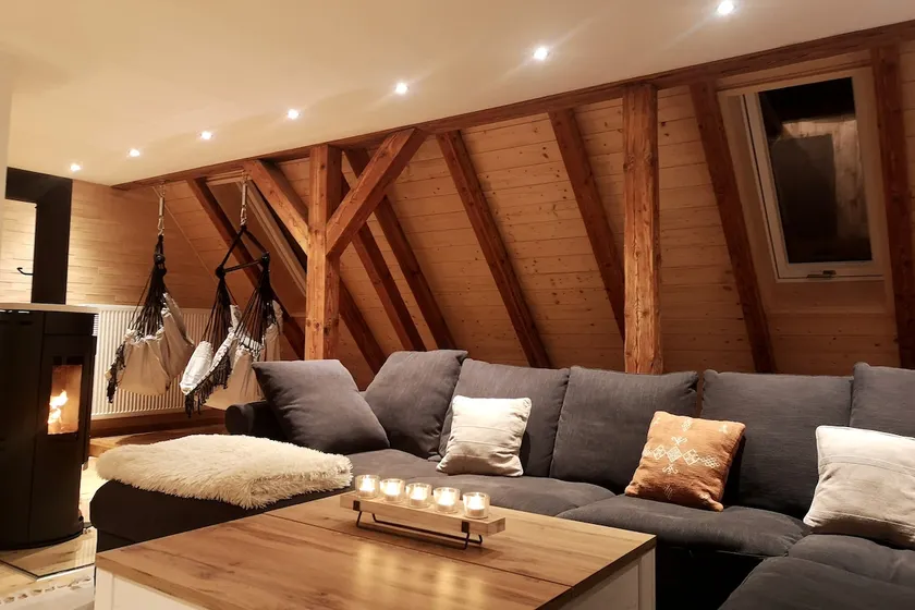 Quietly located, super modern apartment with heart - Image 1