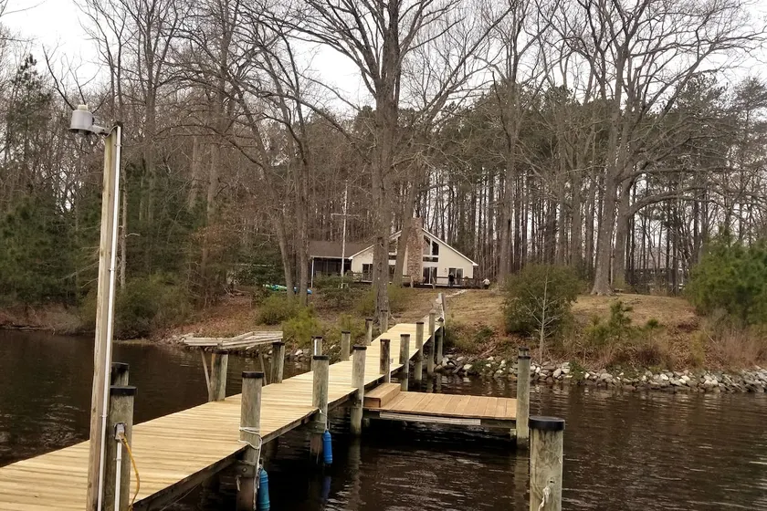 Waterfront! Crab, fish, kayak and bring your pets! - Image 1