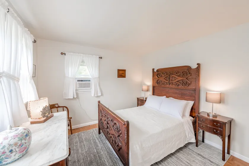 Catskill gem! Four bedroom on 20 quiet acres - Image 1