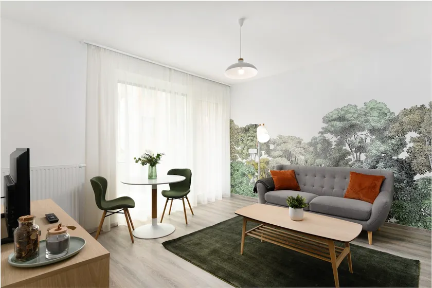 Superior Apartment with Balcony by FirstHost - Image 1