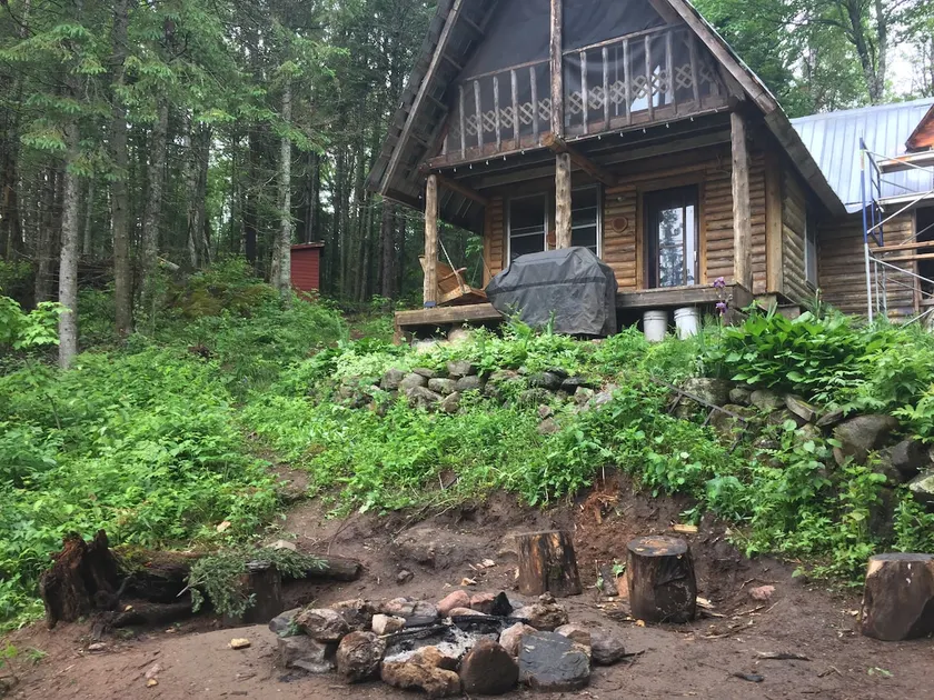 CABIN w/ pond, trail to waterfall - Image 1
