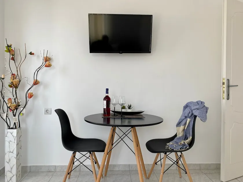 Scenic Apartment, Stunning Views - El Greco Apartments No 4 - Image 1
