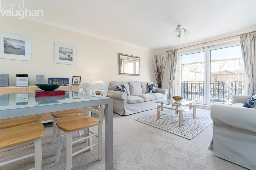 Super 2-bedroom 2-bath with lagoon views- 398850 - Image 1