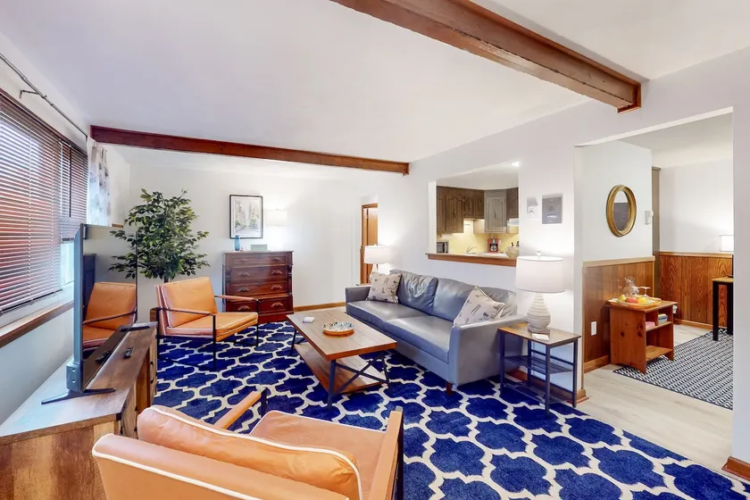 Clean, Quiet Budget 1 Bedroom Apt w/office - Image 1