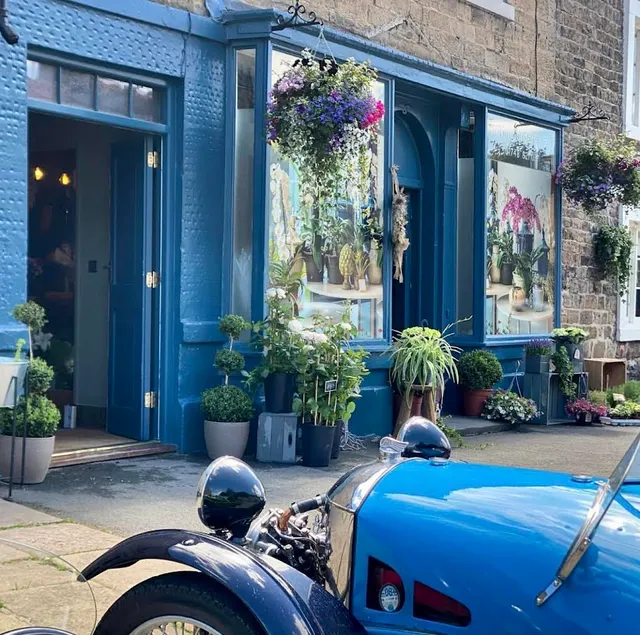 The Flower Shop Cottage - Image 1