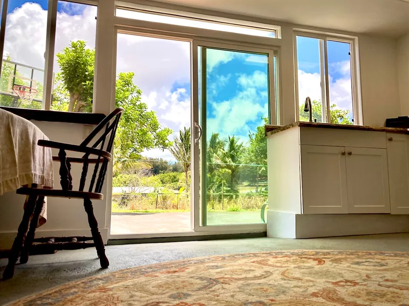 Private Studio with Sauna in Historic Hawi - Image 1