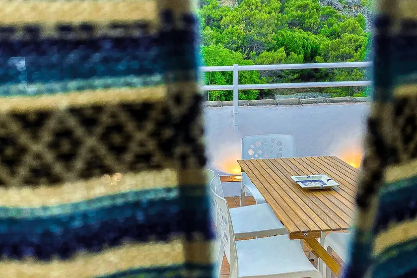 Grazalema - Casita La Calma - Incredible views, Clima Frio-Calor, Wifi & Private Parking optional - Image 1