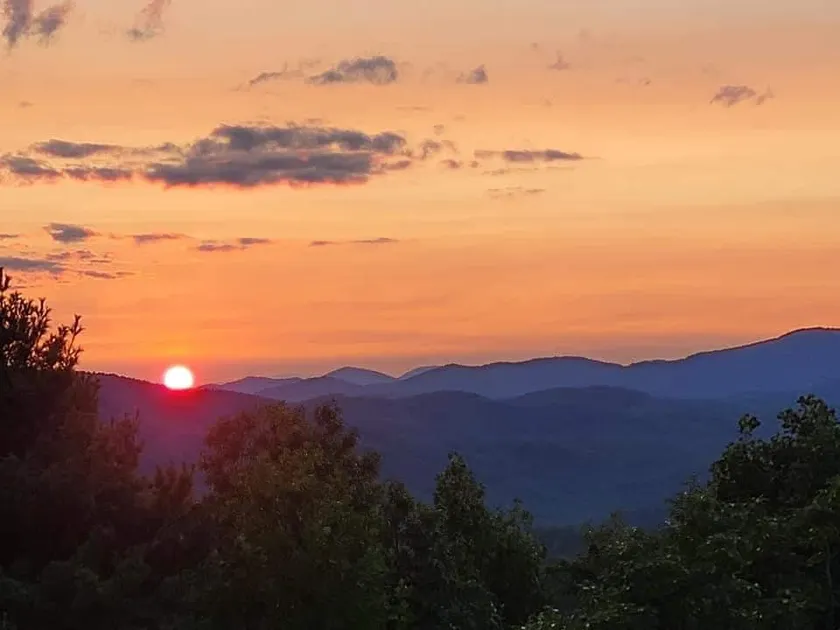Panoramic views•Endless relaxation! Blue Ridge Pky - Image 1