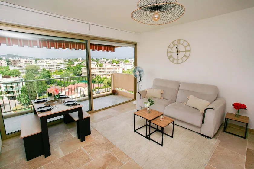Le Tamaris – Terrace with Sea View/Tennis & Garden - Image 1