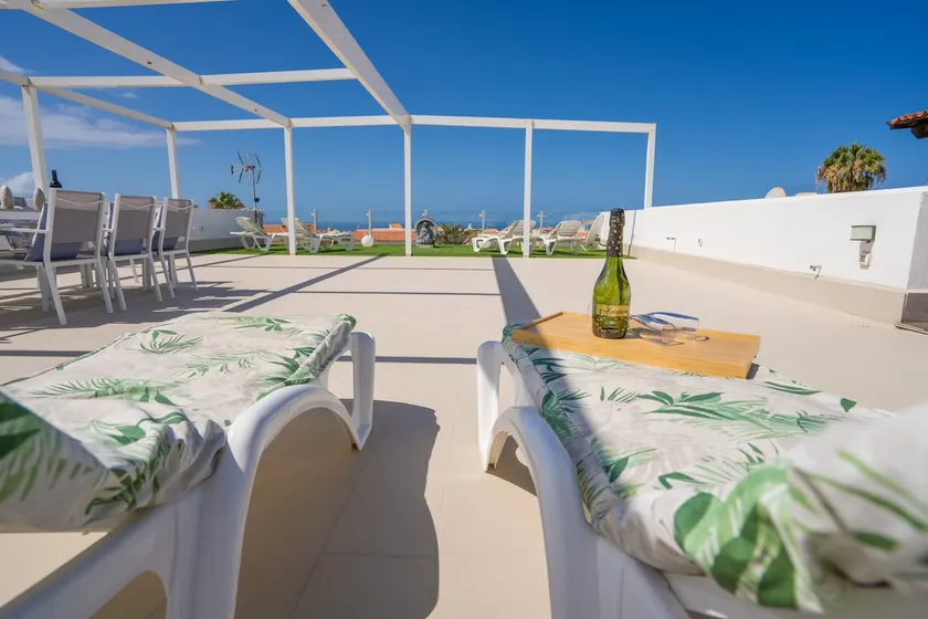 Villa La Laja 5 Bedrooms, Rooftop Terrace Sea View - Image 1