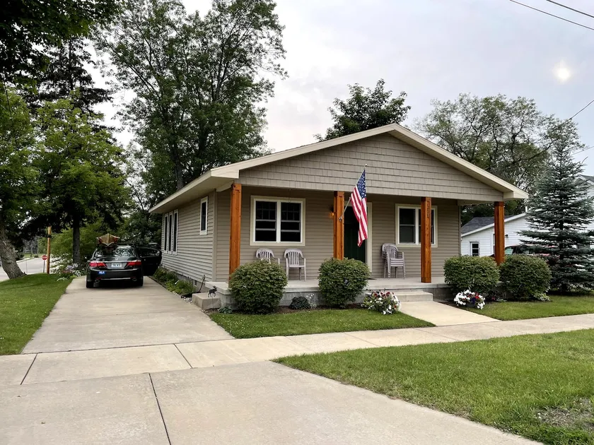 Good Vibes Bungalow in Grayling - Image 1