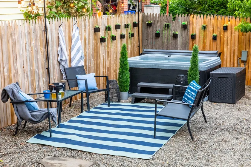 Charming Pet Friendly Getaway w Hot Tub & Fire Pit - Image 1