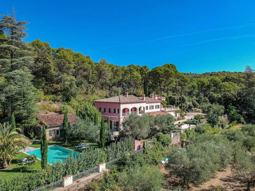 Gites de la Villa Pergola - Image 1