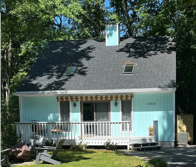 Relaxing Beach Cottage - Image 1