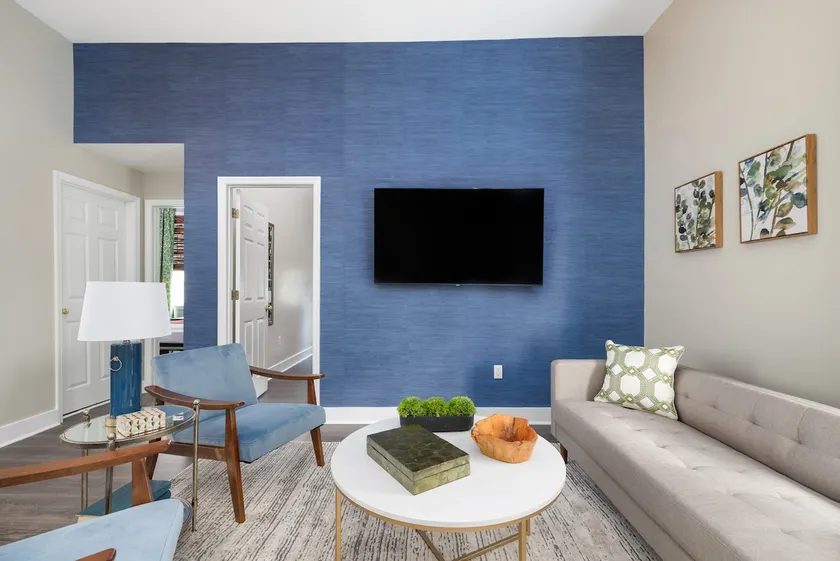 Azalea Suite 2Beds/1Bath with Free Parking - Image 1