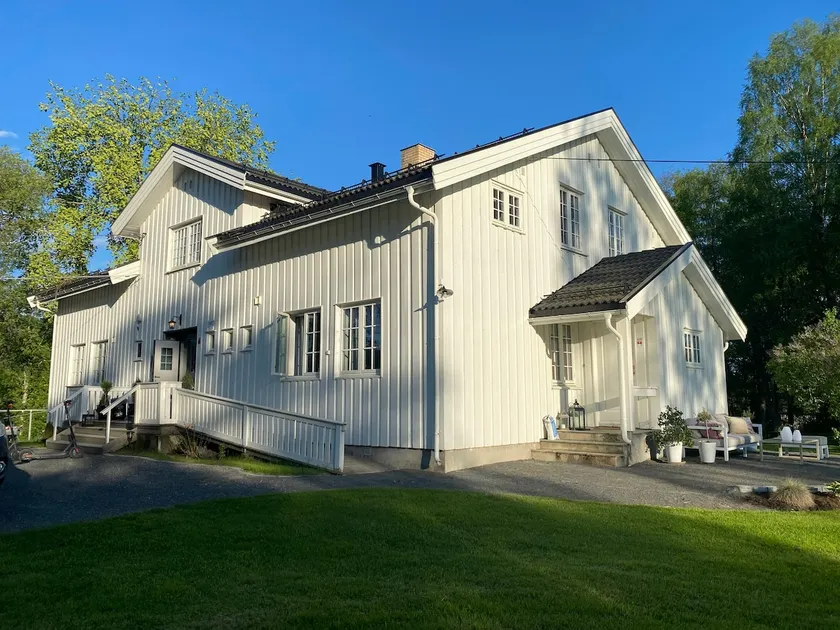 Beautiful Austvatn farm, about an hour from Oslo! - Image 1