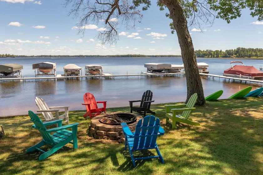 Farm Island Lk-Entire Cabin, Loaf N Leisure Resort - Image 1