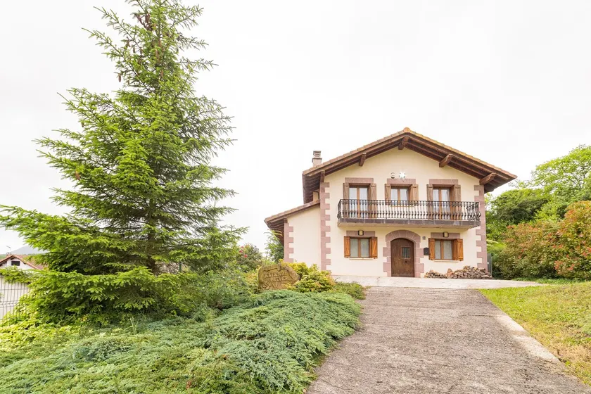 Gibelea country house - Image 1