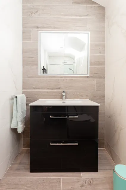 Showbusiness Apartment - Image 1