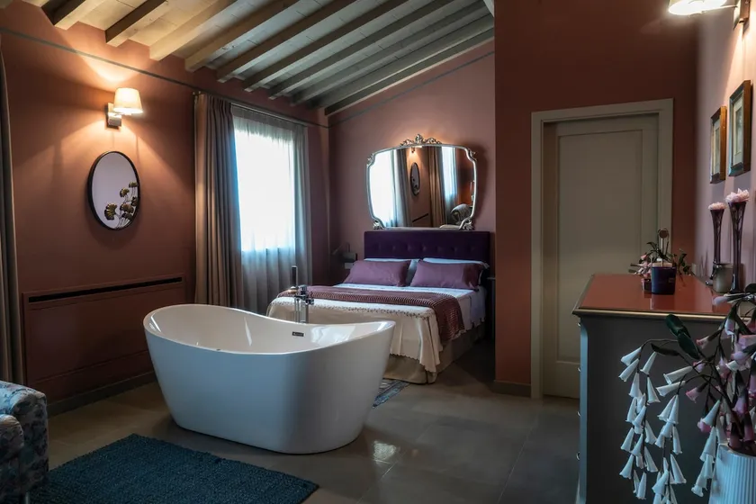Tuscan Suite Amiata in Villa Q Dimorae Adults Only - Image 1