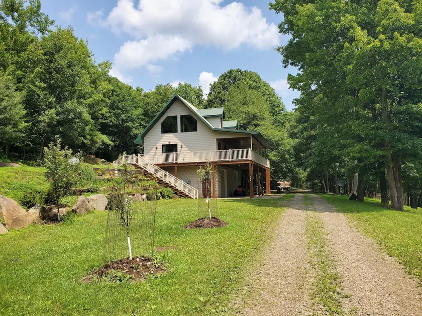 Cheerful 3 bedroom cottage on the Allegheny River - Image 1