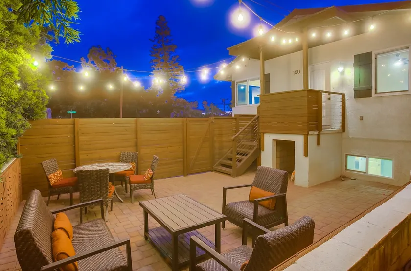 Coastal Retreat • 8BR/7BA Steps to Moonlight Beach - Image 1
