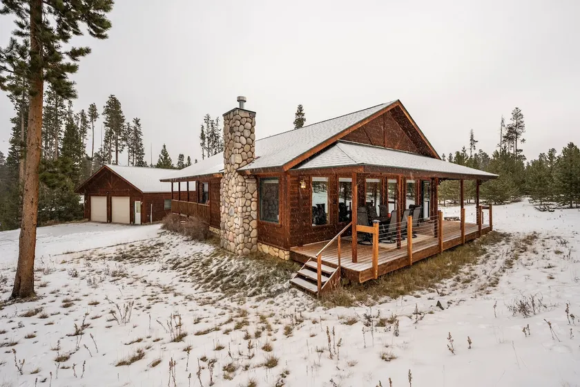 The lakes are calling, book your summer getaway! - Image 1