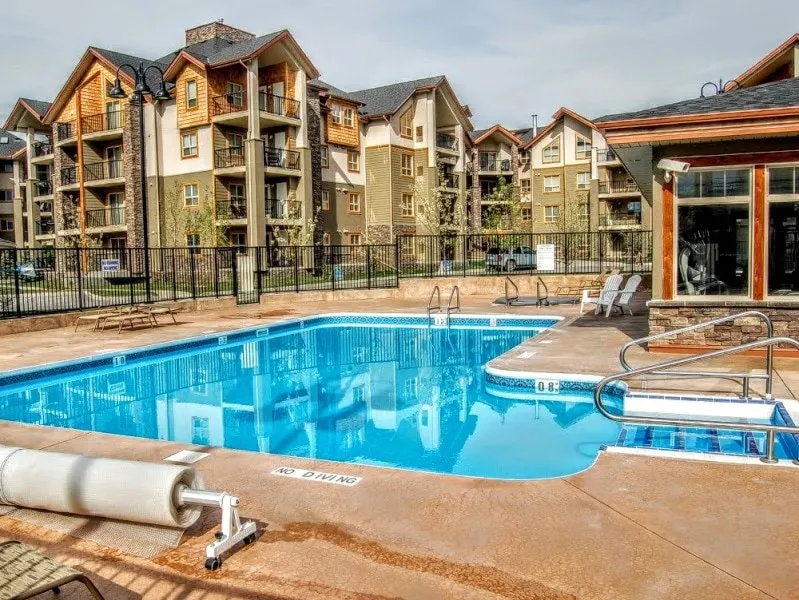 202 Beautiful Condo - Great Location - Image 1