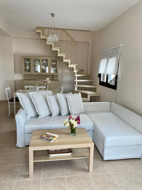 Rebekka's HOUSE - Image 1
