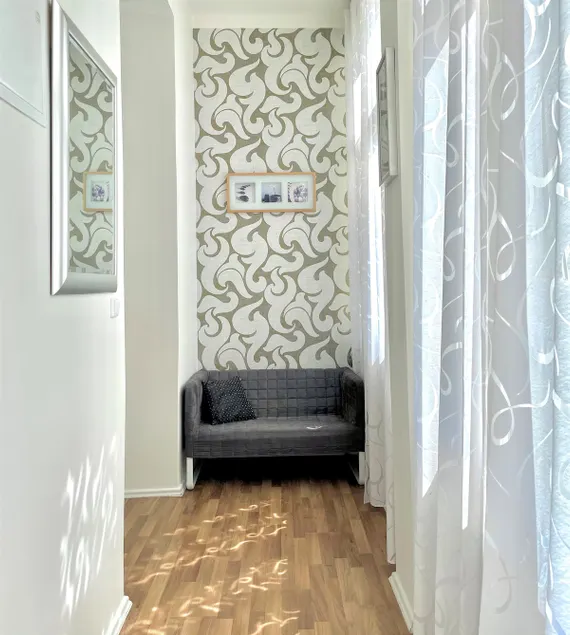 Gallys Apartments - Image 1