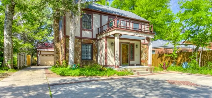 SEC Playoffs! Charming, spacious 4Bed 3bath; 5 min walk to OU, STADIUM VIEW! - Image 1