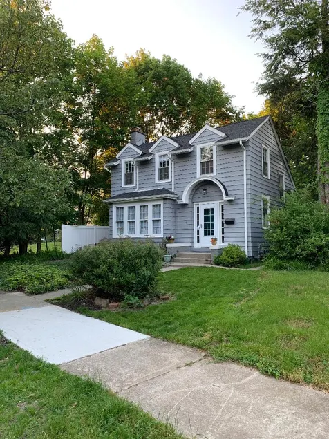Cool Colonial Filled With Warmth - Image 1