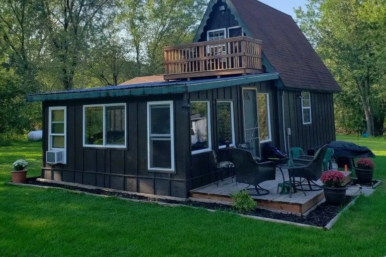 River Valley Cabin - Image 1